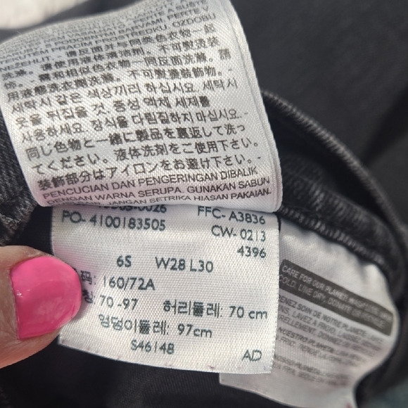 Levi's 505 Straight Black Jeans for Women - Picture 5 of 6